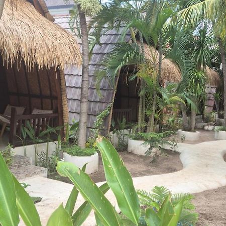 Tricky Trees Sunset Bungalows Gili Air Exterior photo